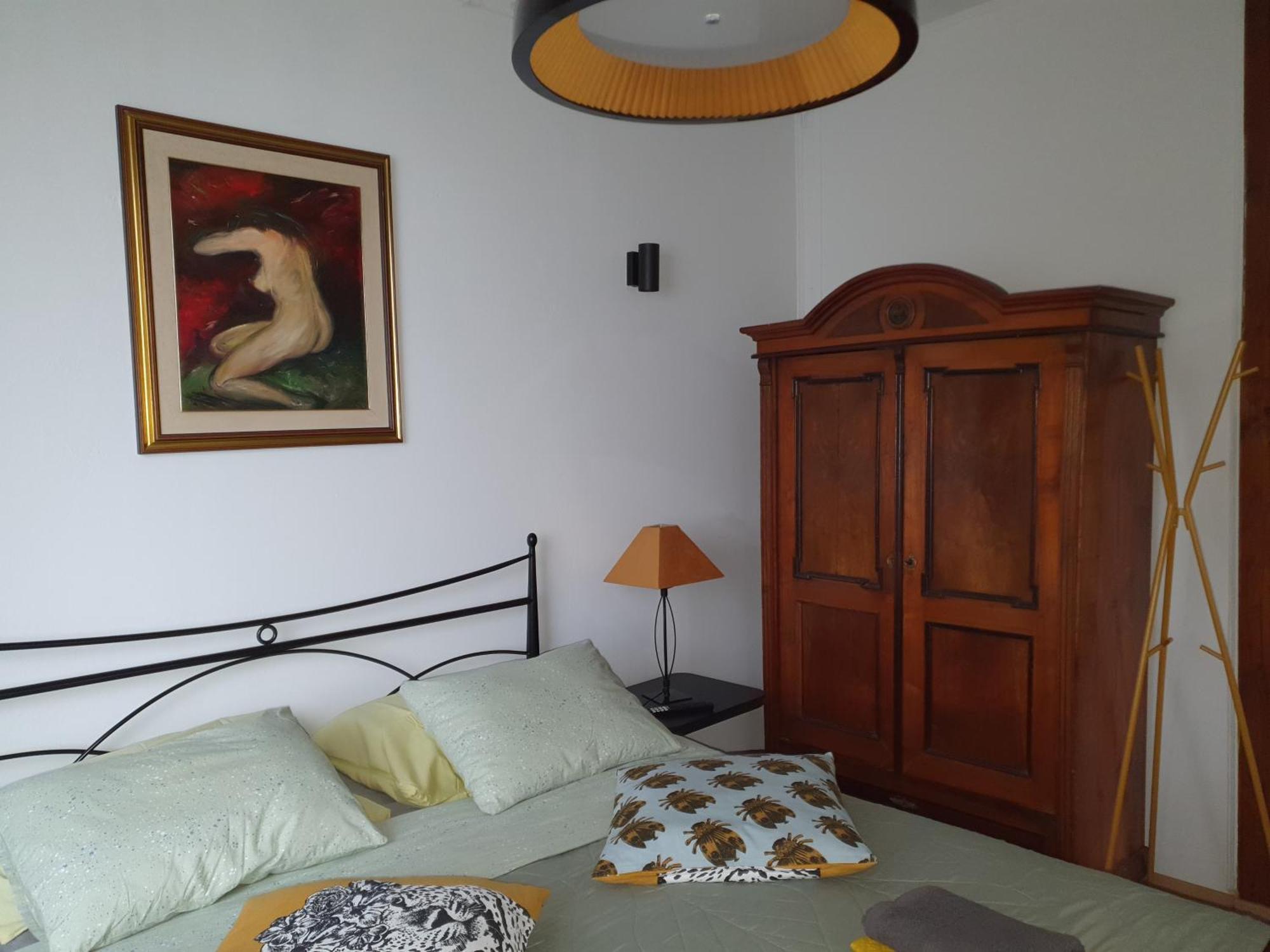 Apartment With Terrace Nona Pavla 托尔明 外观 照片