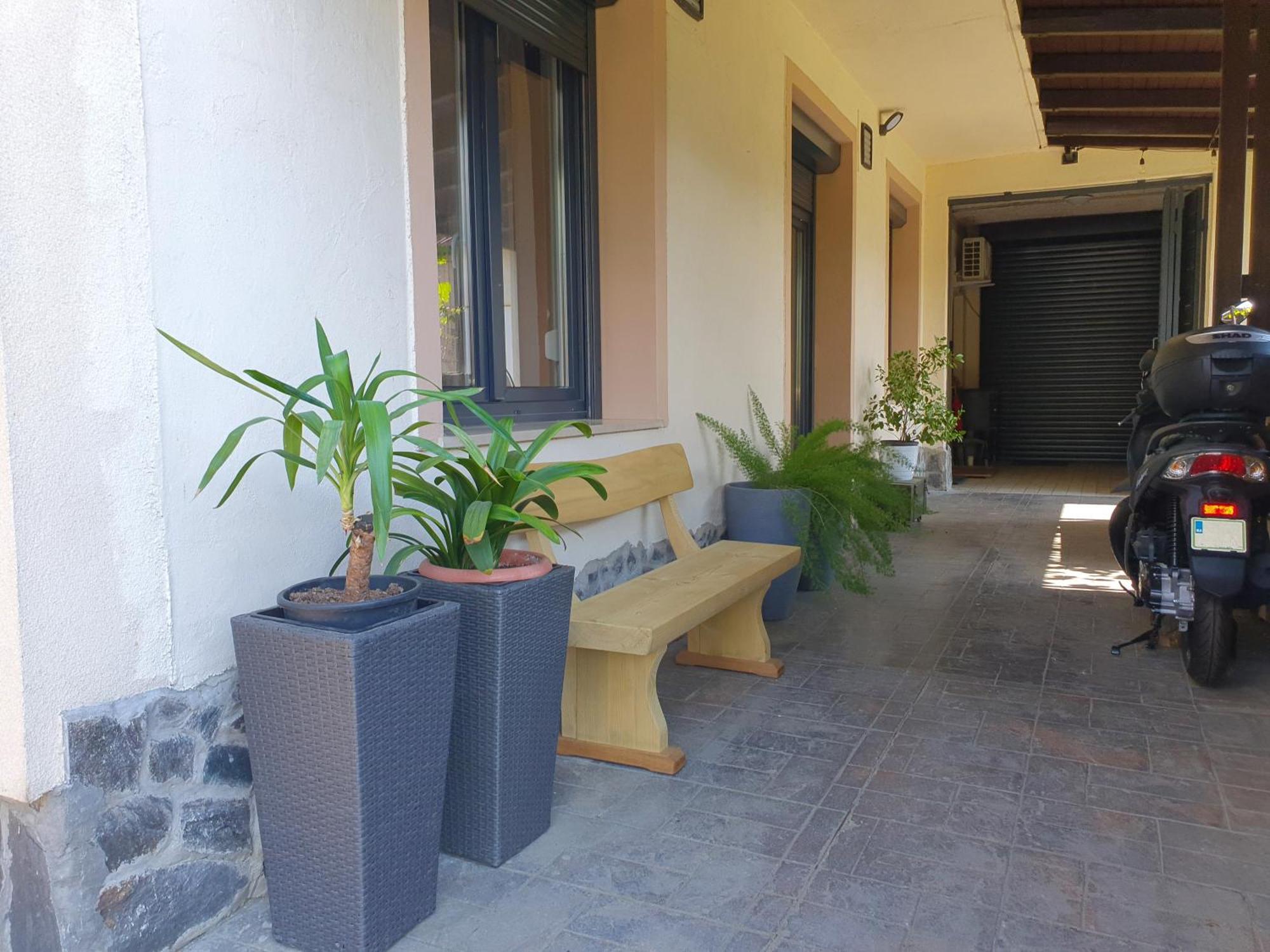 Apartment With Terrace Nona Pavla 托尔明 外观 照片